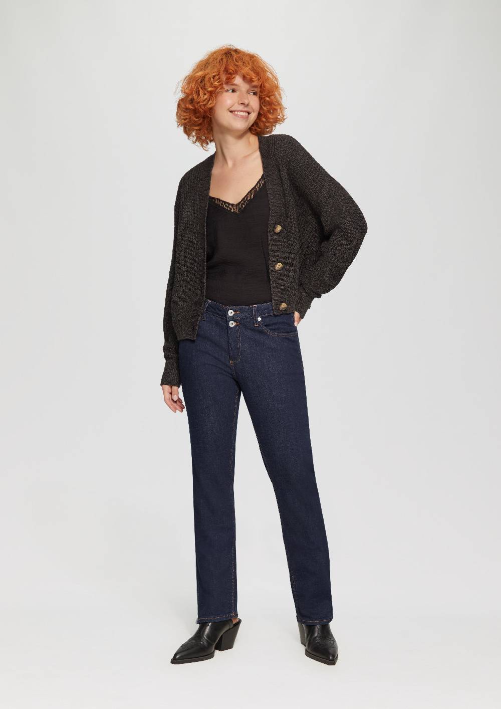 S.Oliver Jeans Catie / Slim Fit / Mid Rise / Straight Leg Nur noch ein Tag übrig