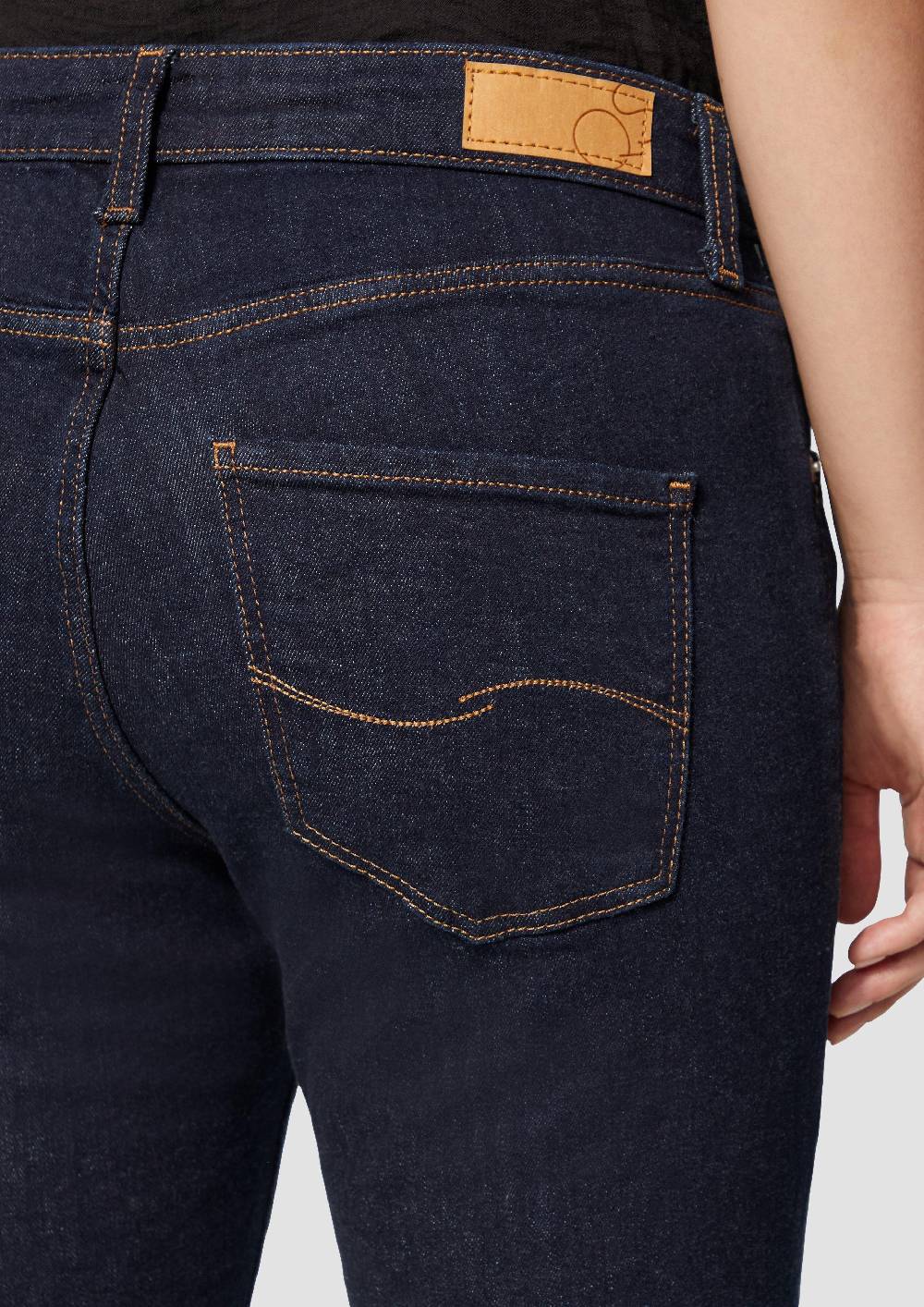 S.Oliver Jeans Catie / Slim Fit / Mid Rise / Straight Leg Nur noch ein Tag übrig