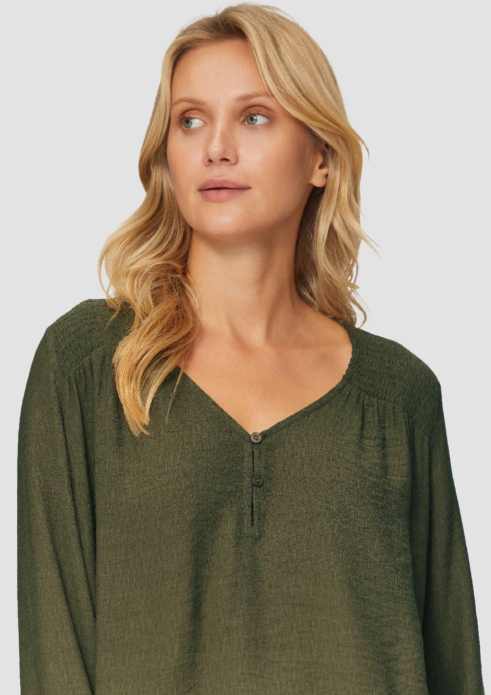 S.Oliver Strukturierte Bluse aus Viskosemix mit Smok Details 50% Rabatt mit kostenlosem Versand