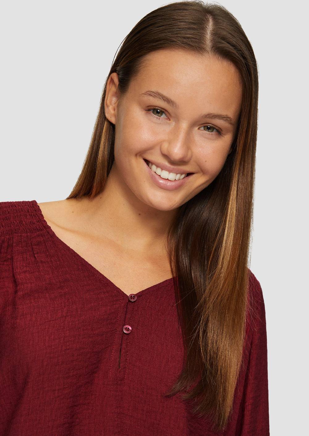 S.Oliver Strukturierte Bluse aus Viskosemix mit Smok Details Clearance-Verkauf