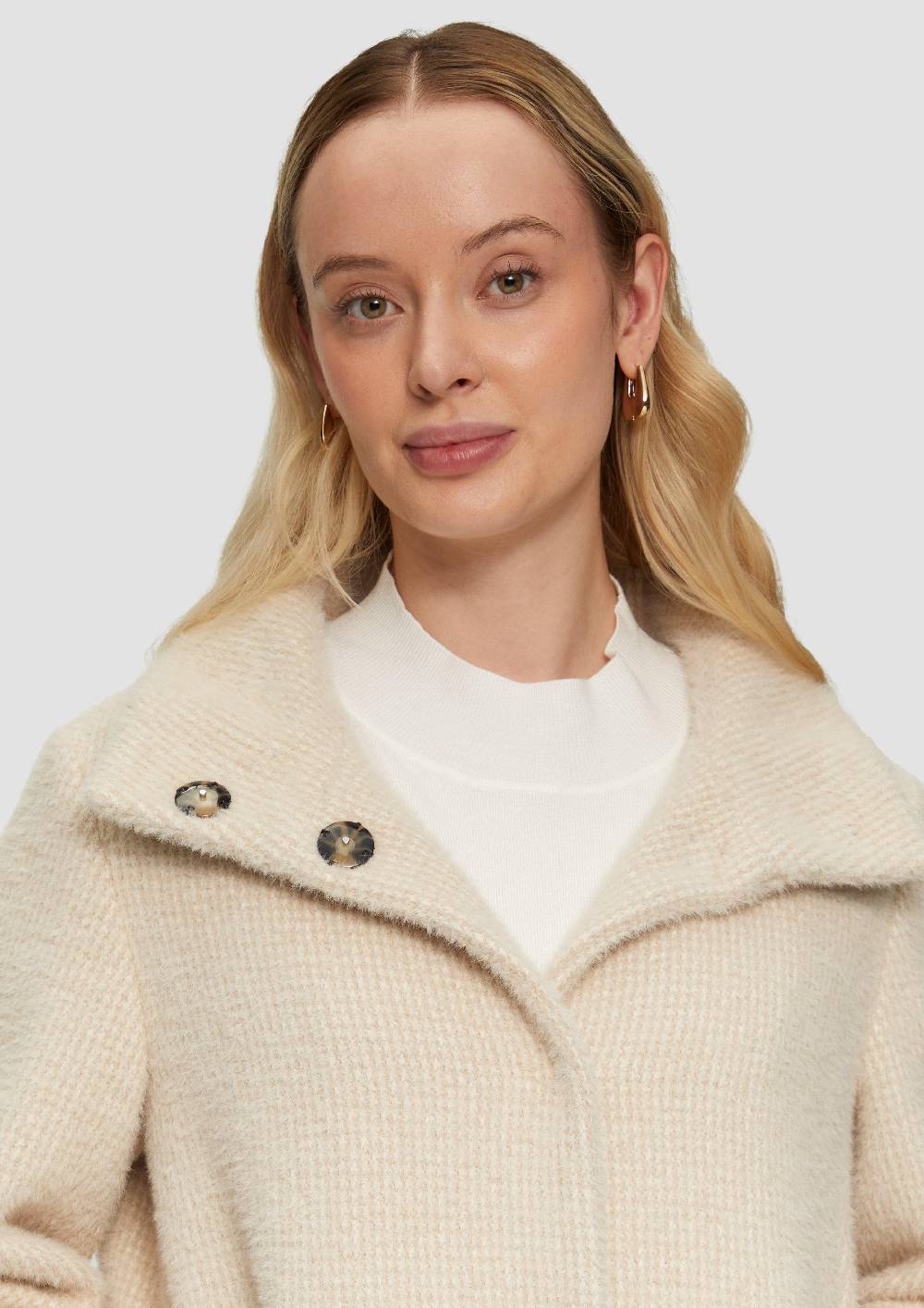 S.Oliver Flauschige Jacke mit Strickbündchen am Ärmel Black Friday