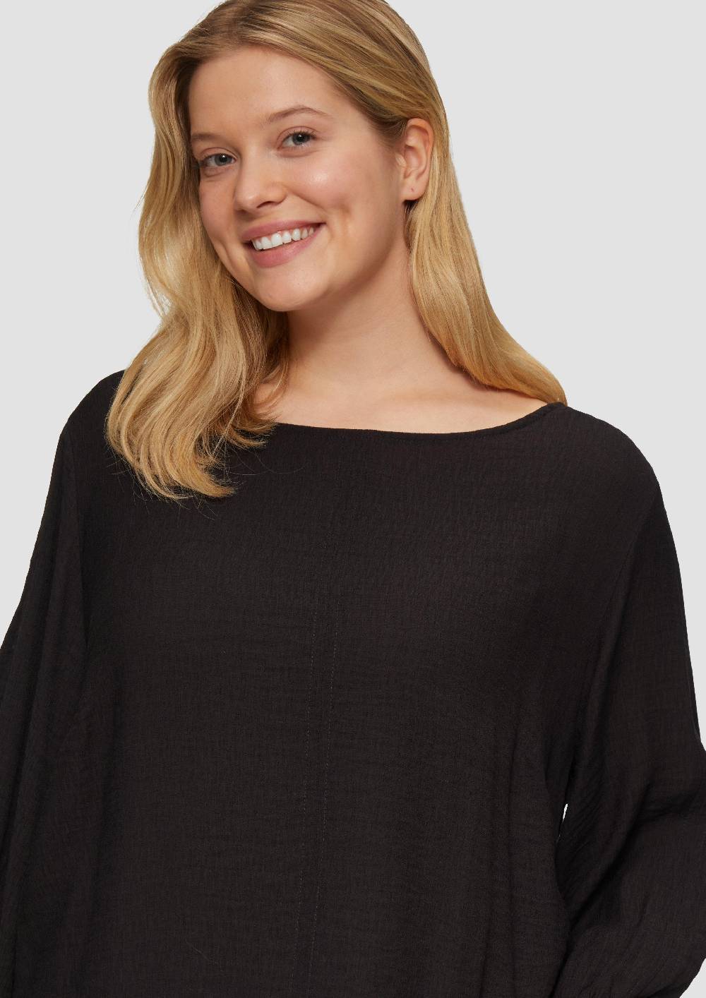 S.Oliver Strukturiertes T-Shirt im Fabricmix mit U-Boot-Ausschnitt Bis zu 50% Rabatt