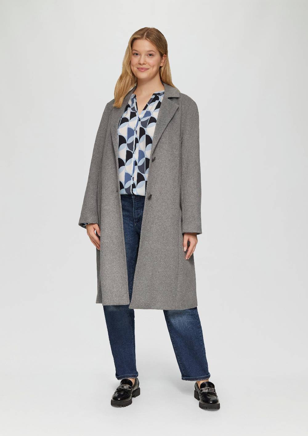 S.Oliver Viskose-Bluse mit Raffdetails und All-over-Print Sonderangebot der Fabrik