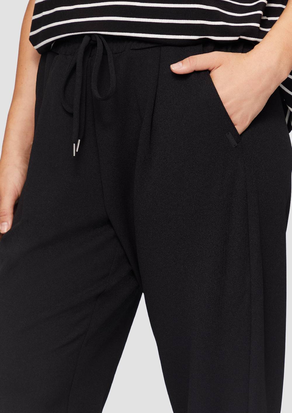 S.Oliver Jogpants aus Interlock-Crêpe Vierteljährliche Förderung