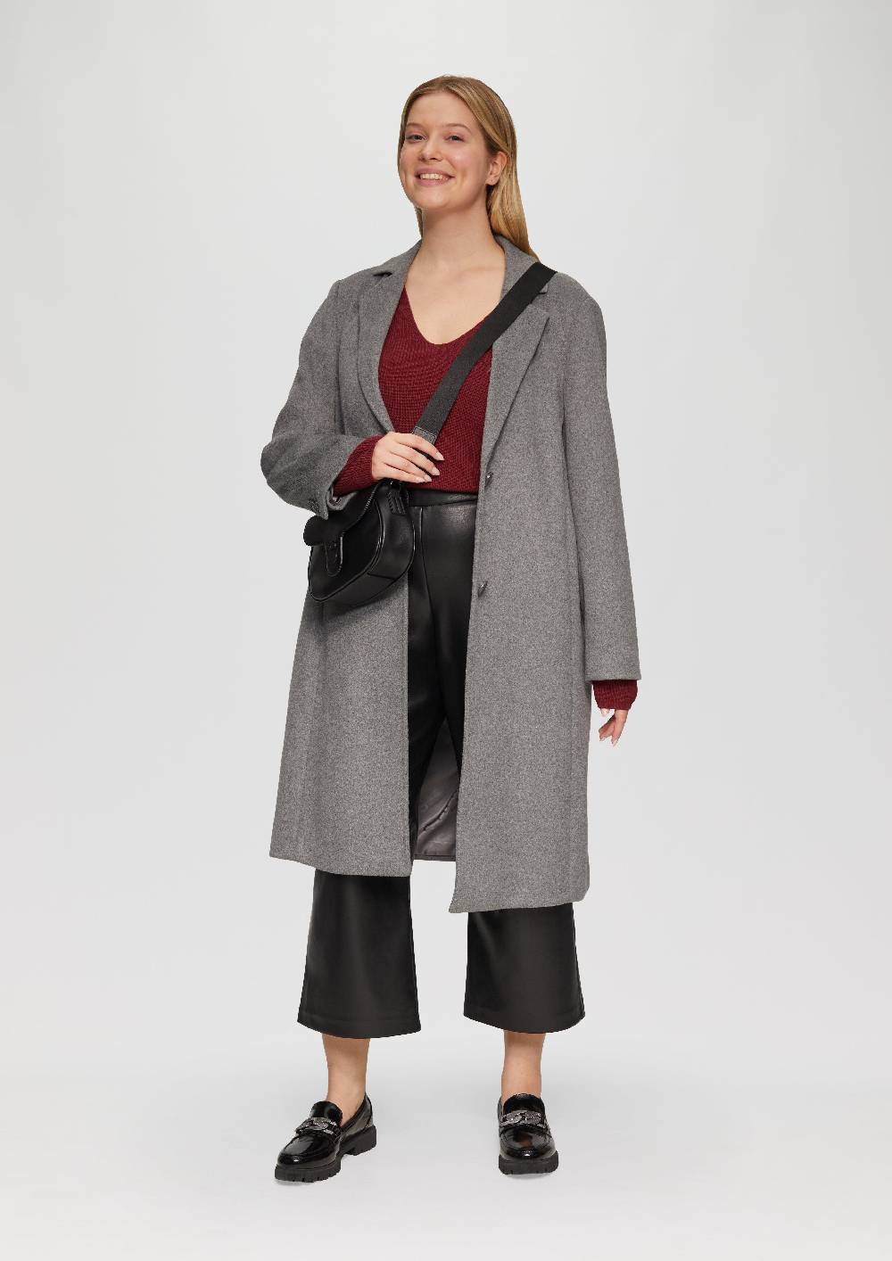 S.Oliver Strickpullover mit V-Ausschnitt im Loose Fit Bis zu 55% Rabatt