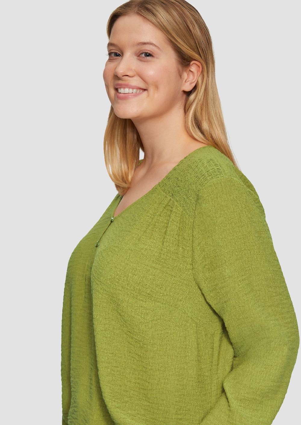 S.Oliver Strukturierte Bluse aus Viskosemix mit Smok Detail Schlussverkauf