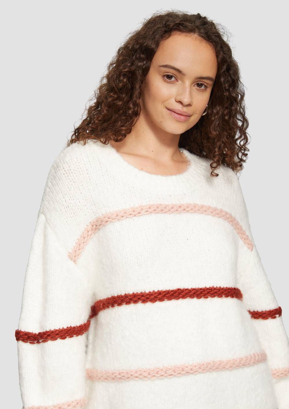 S.Oliver Flauschiger Pullover mit überschnittenen Schultern Bestseller