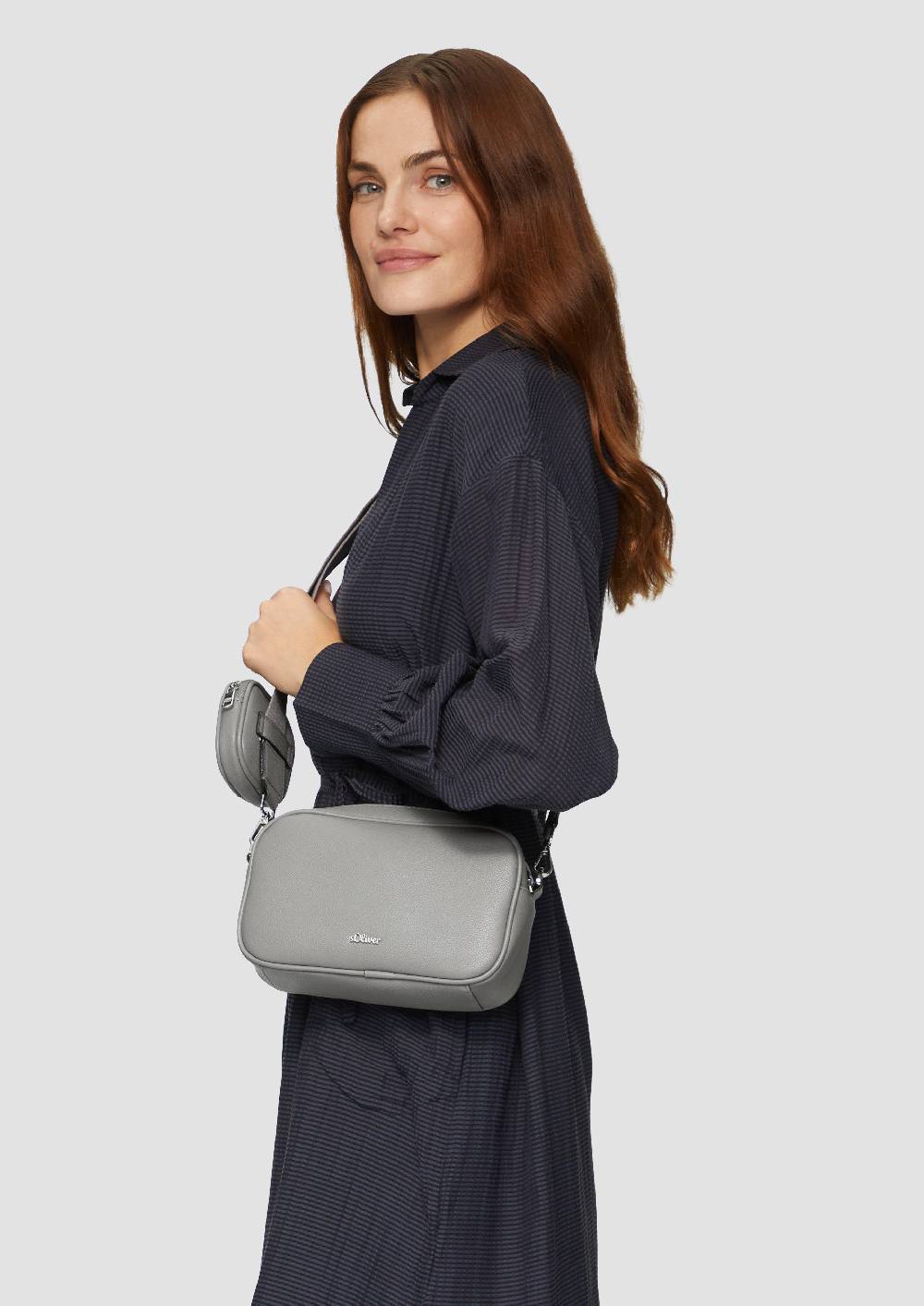 S.Oliver Camera-Bag aus Lederimitat Bis zu 65% Rabatt