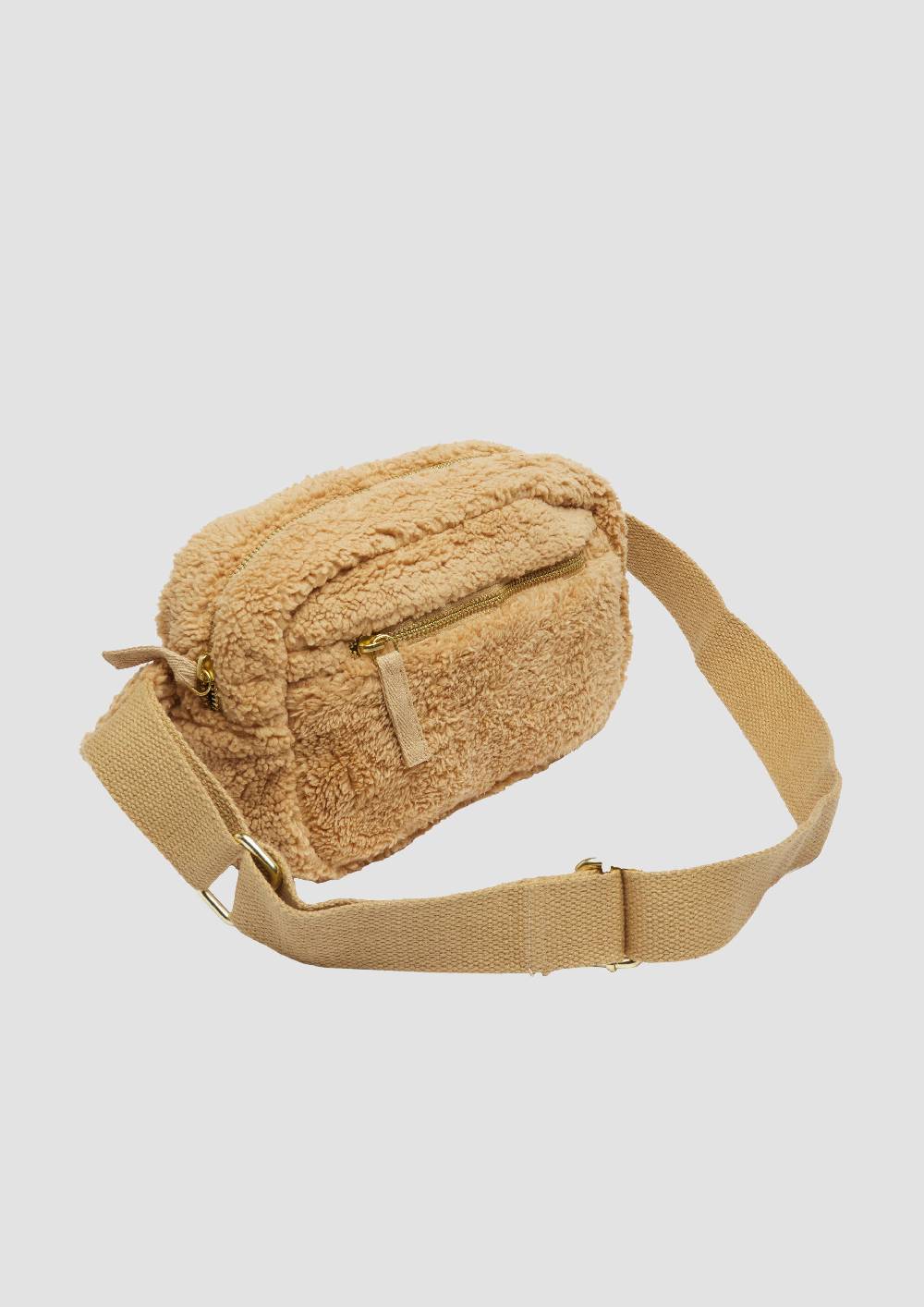 S.Oliver Crossbody-Bag aus Teddyplüsch Fabrikpreis