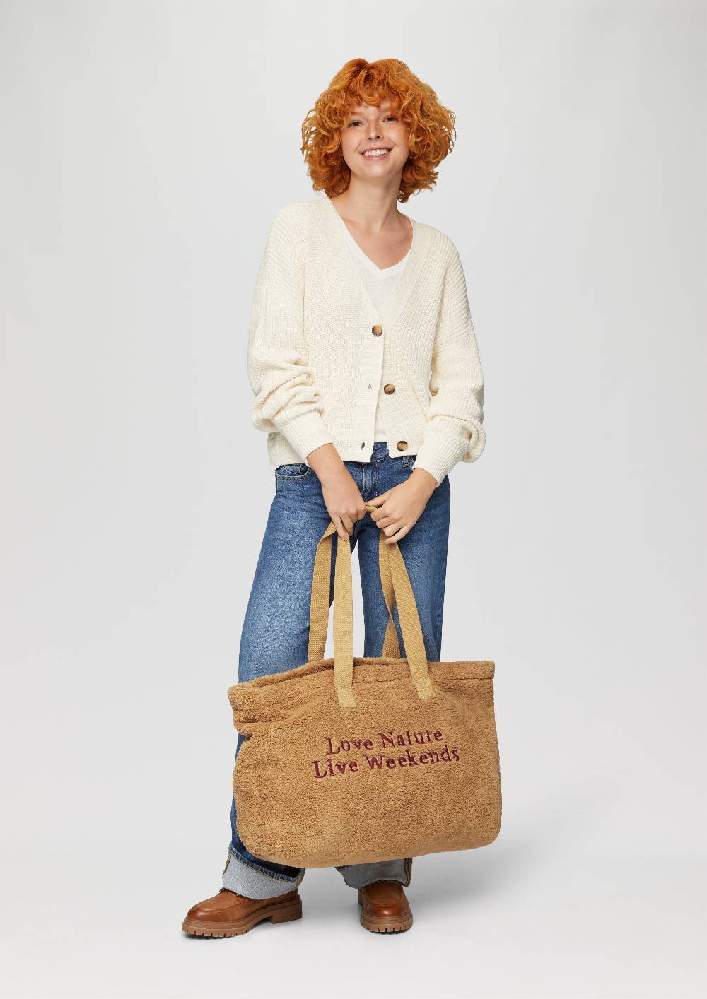S.Oliver Shopper aus Teddyplüsch mit Stickerei Sonderangebot