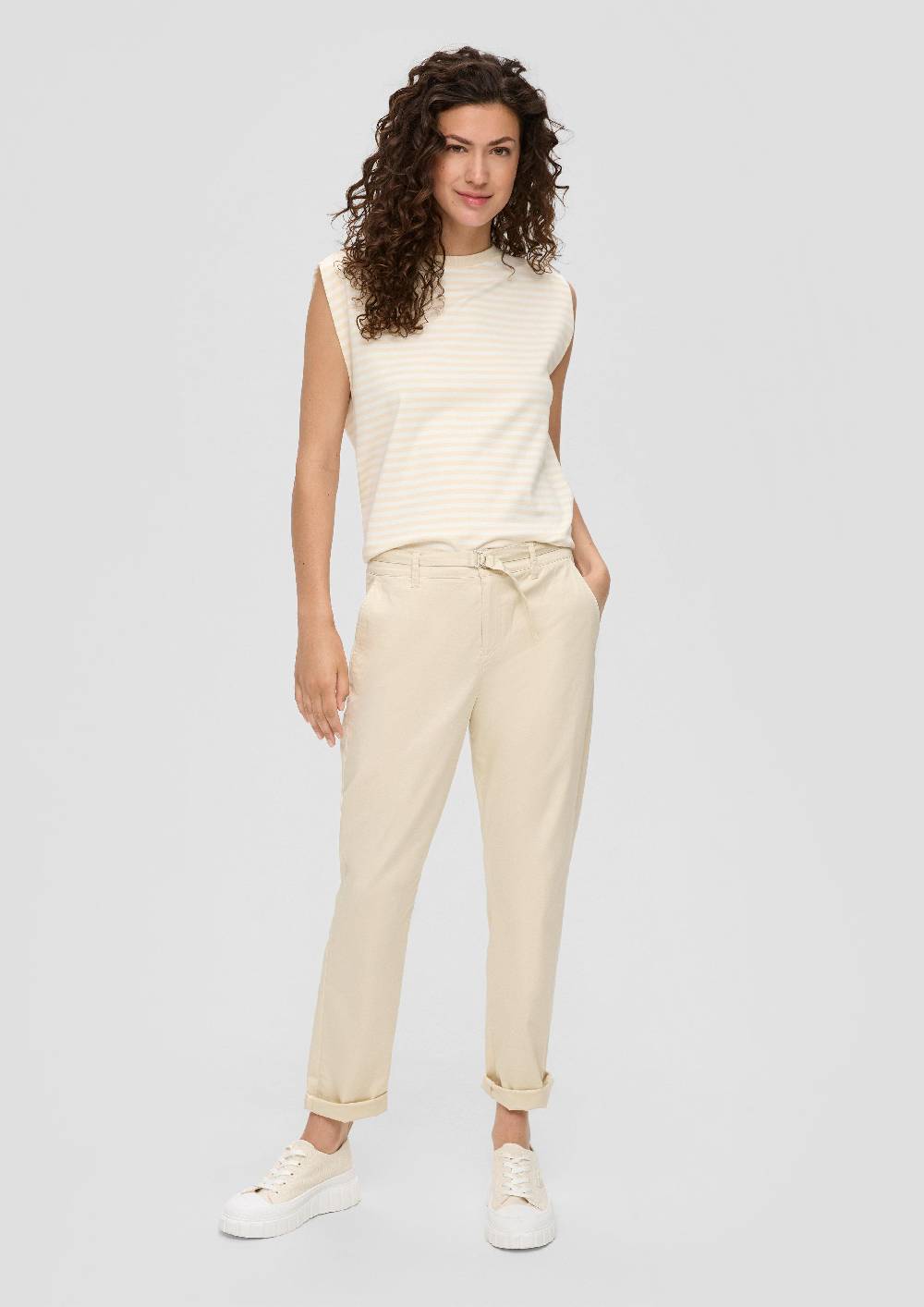 S.Oliver Chino mit Gürtel aus Baumwollstretch Bis zu 55% Rabatt