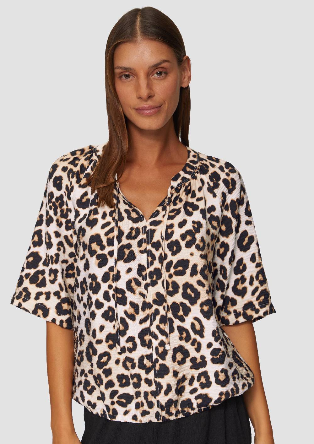 S.Oliver Strukturierte Bluse im O-Shape mit Raffdetails 50% Rabatt mit kostenlosem Versand