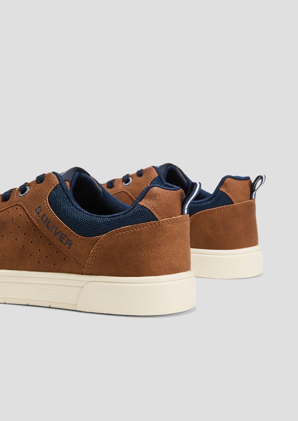 S.Oliver Cleane Sneaker mit Cut-out-Details Bestseller
