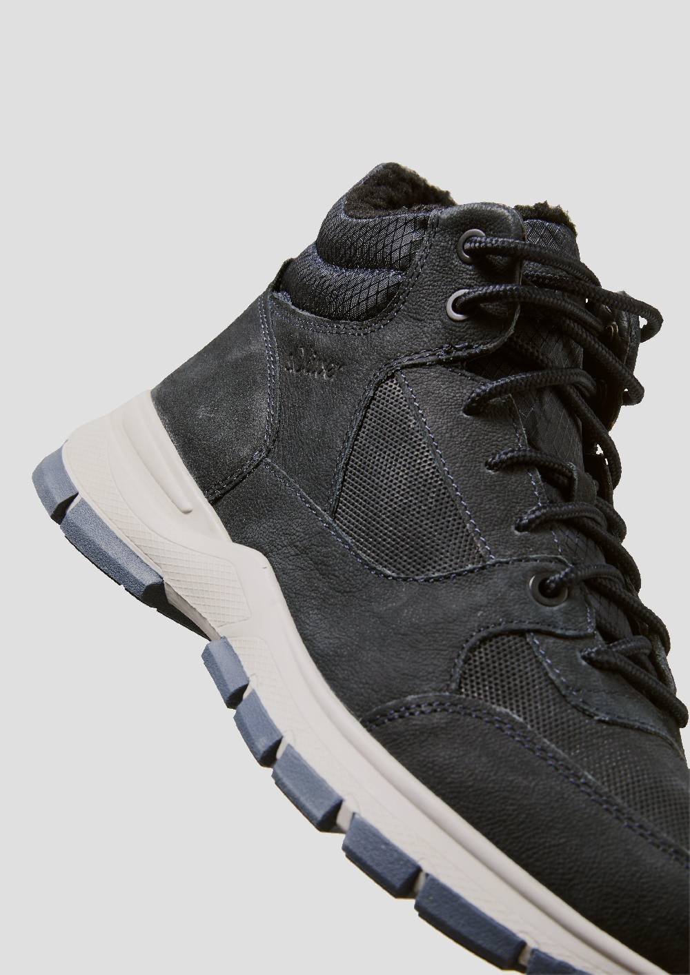 S.Oliver Stiefel in Sneaker-Optik Kauf eins, bekomm eins gratis