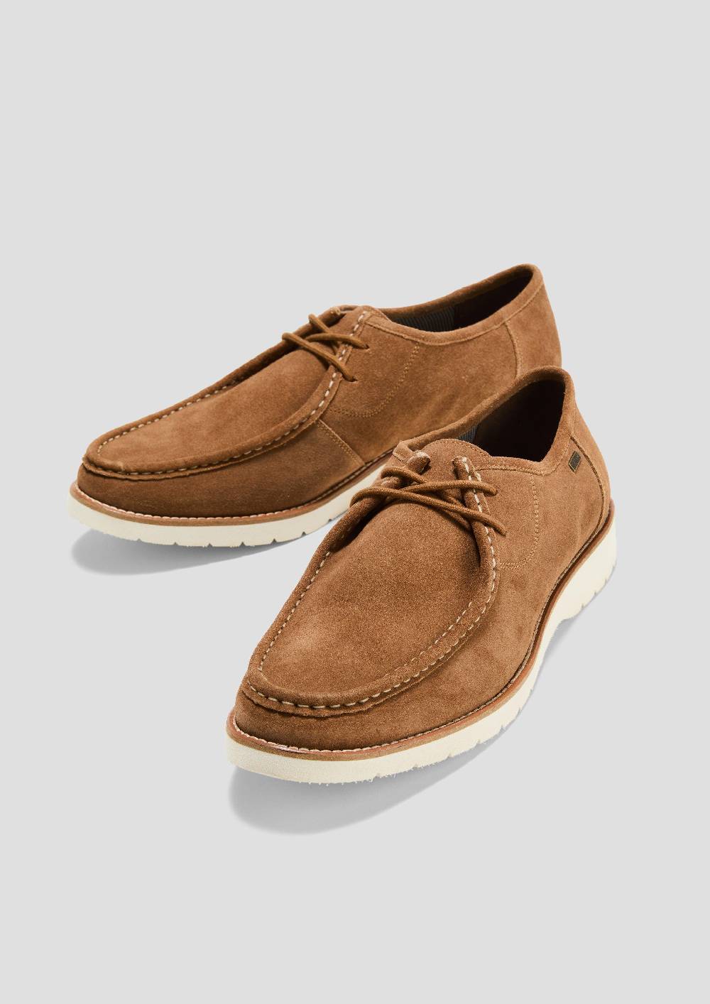 S.Oliver Slipper aus Leder mit Ziernähten Im Verkauf