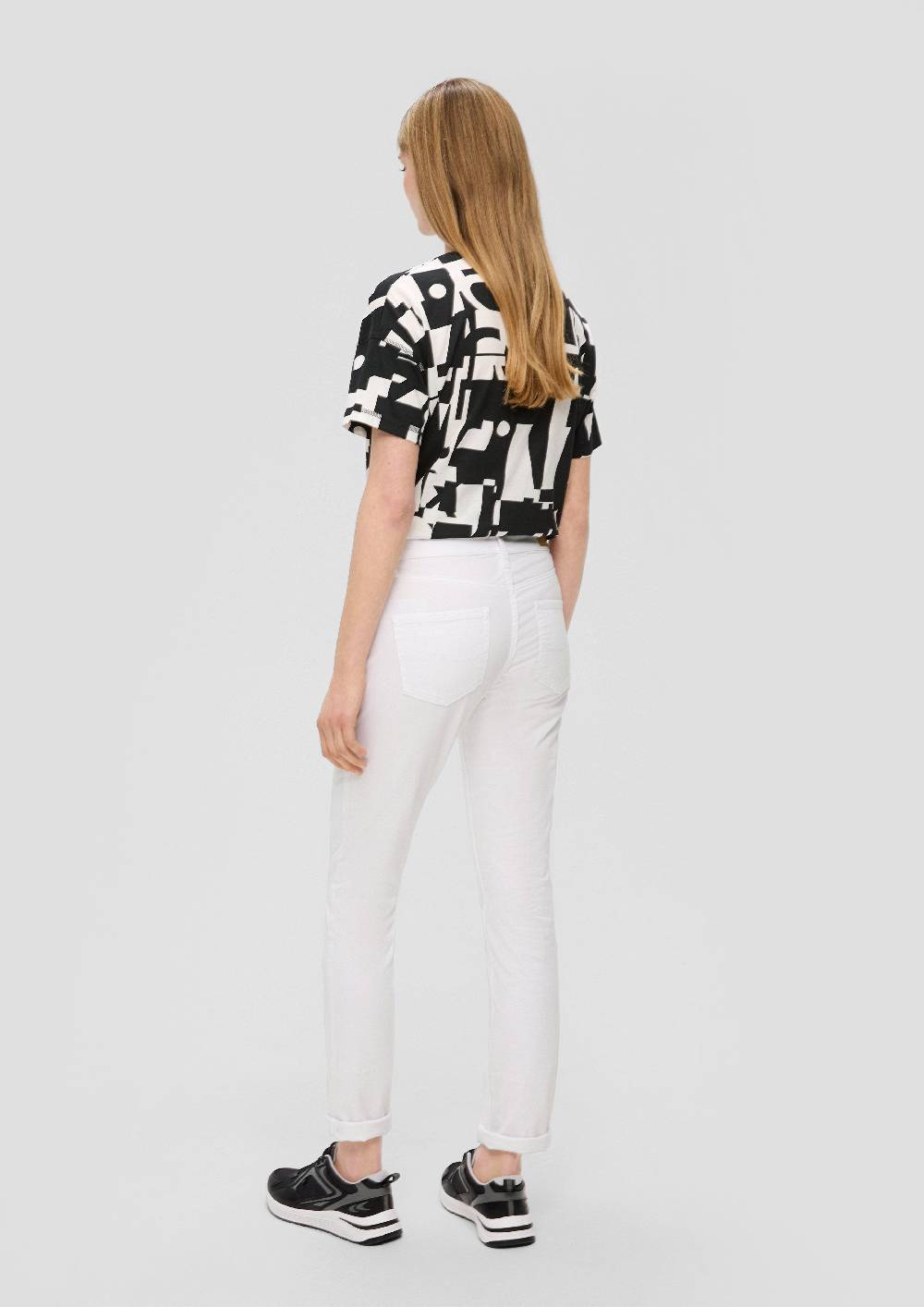 S.Oliver Jeans / Regular Fit / Mid Rise / Slim Fit Exklusivangebot