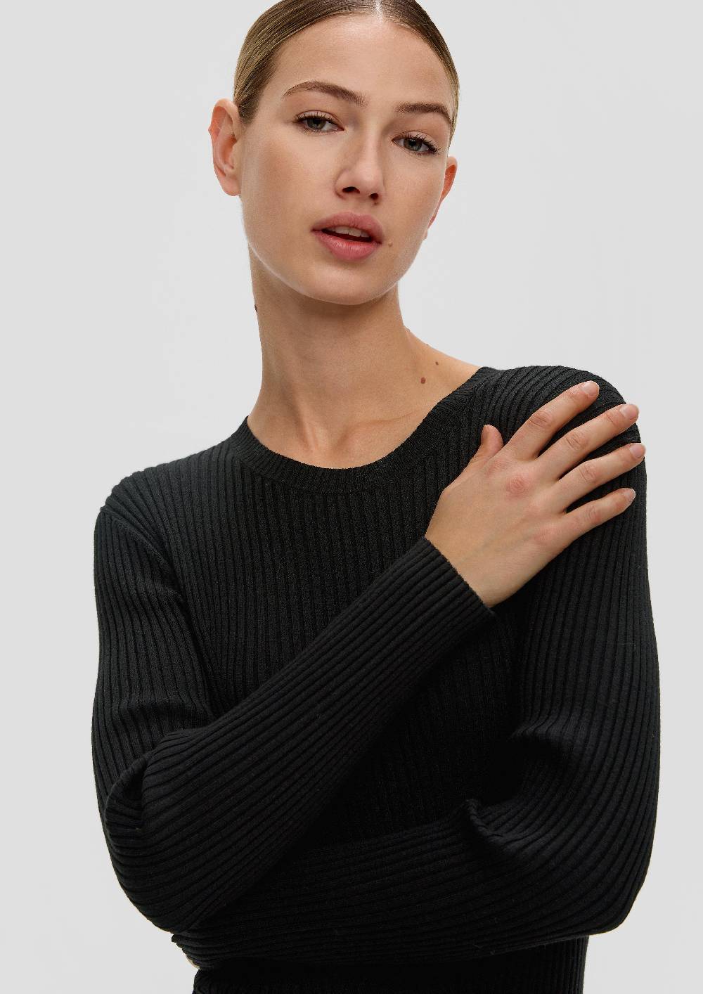 S.Oliver Geripptes Strickkleid aus Viskosemix Bis zu 65% Rabatt