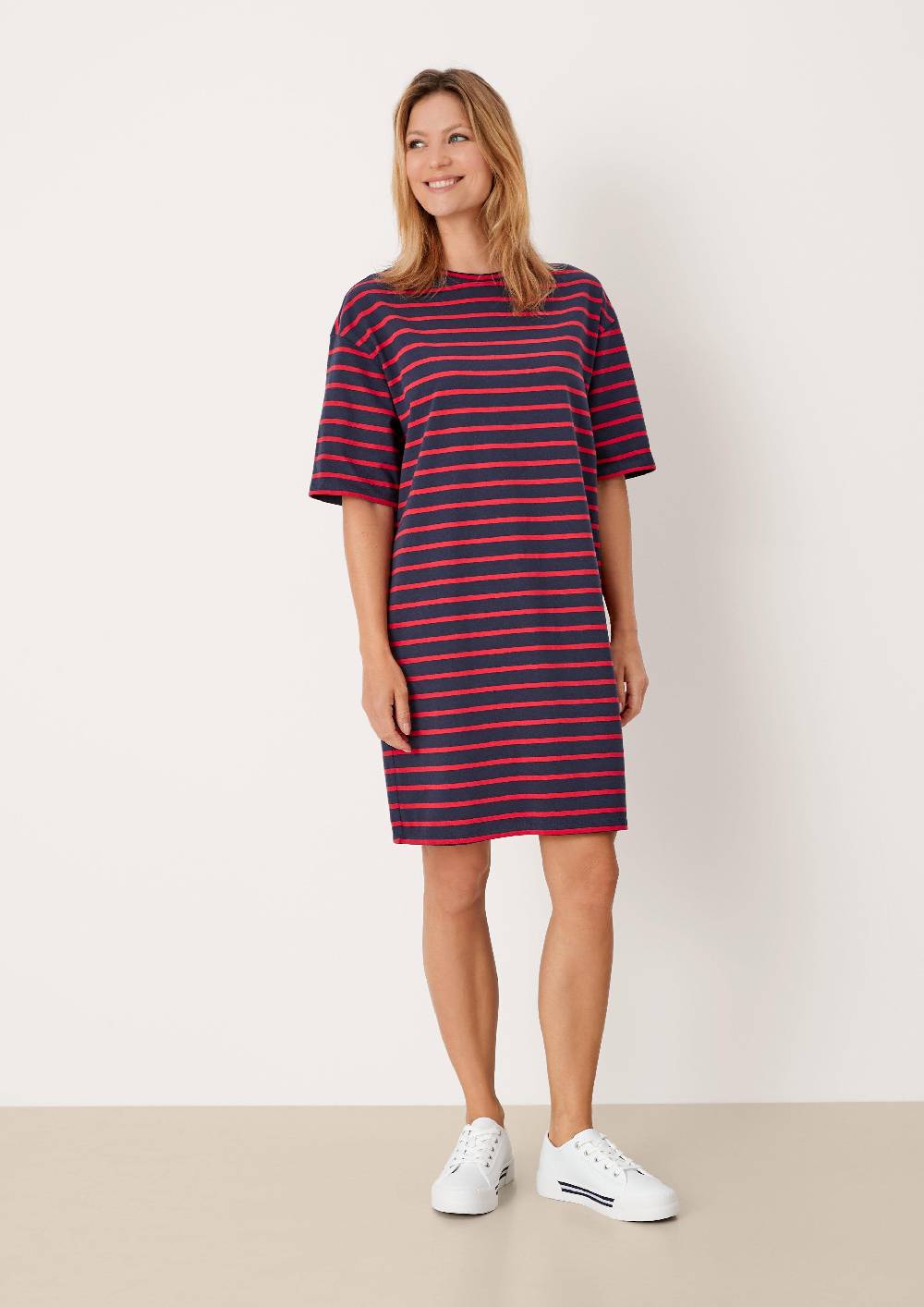 S.Oliver Sweatkleid mit Streifen Exklusive Angebote