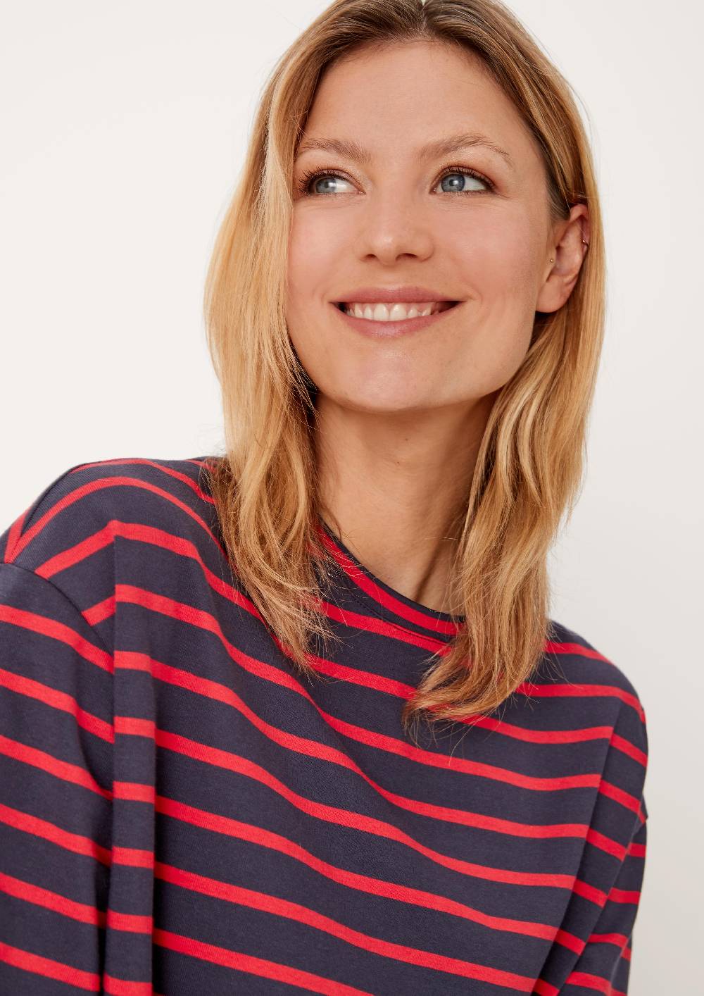 S.Oliver Sweatkleid mit Streifen Exklusive Angebote