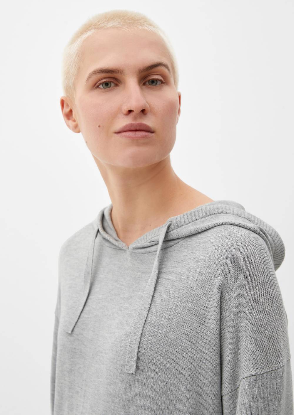 S.Oliver Strickkleid mit Kapuze Neuheiten