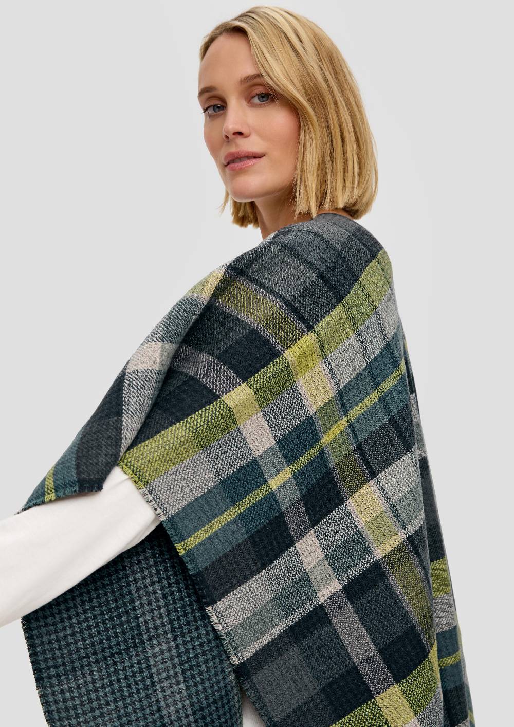 S.Oliver Poncho mit Fransen Tägliche Deals