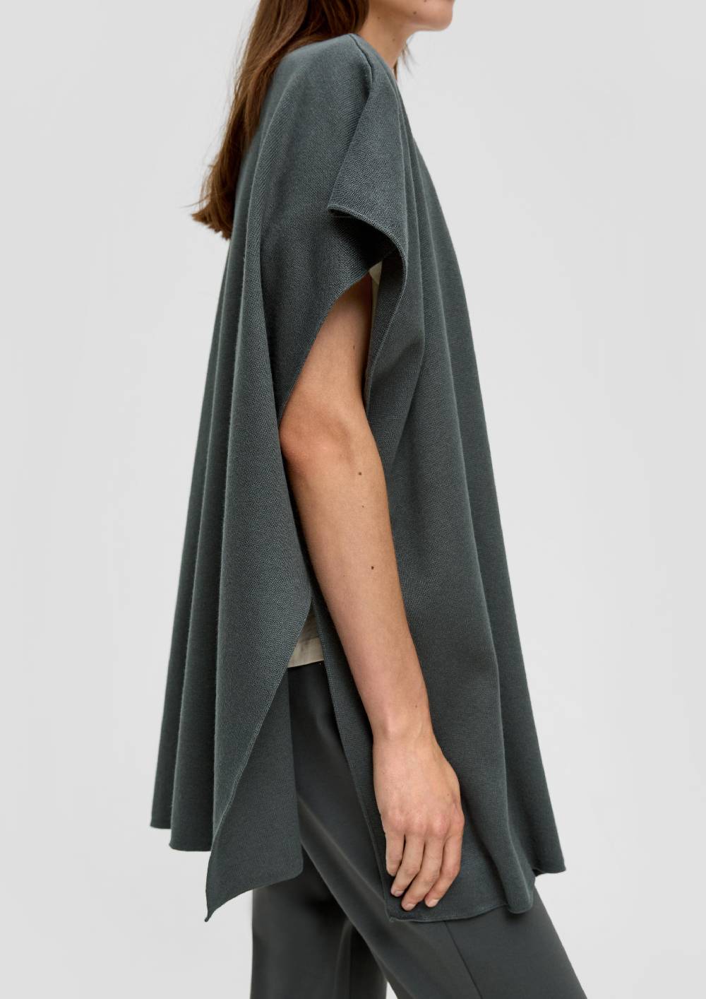 S.Oliver Strickponcho aus Viskosemix Zeitbegrenzte Promotion