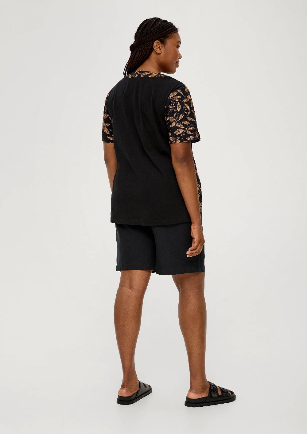 S.Oliver Regular curvy: Kurze Hose aus Twill Begrenzt auf 3 Tage