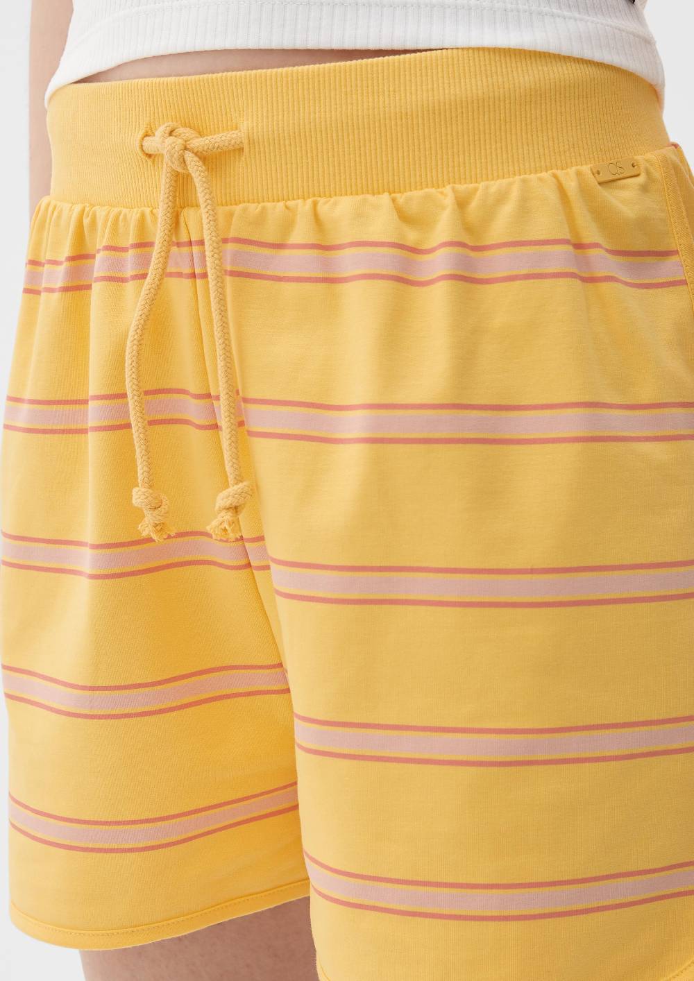 S.Oliver Relaxed: Gestreifte Shorts aus Baumwollstretch Online