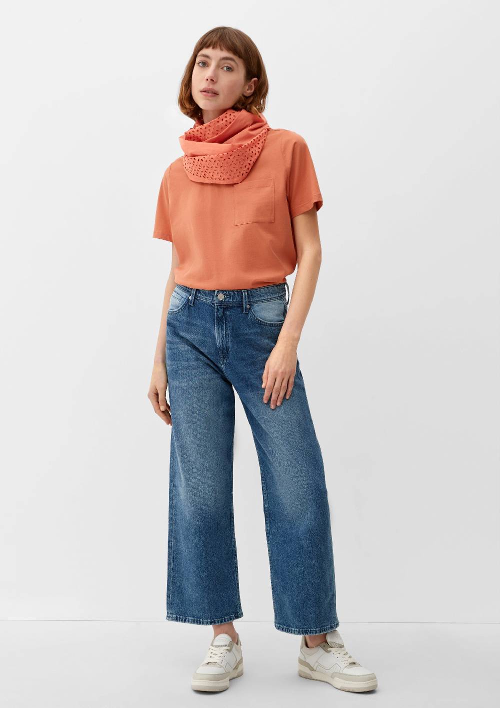 S.Oliver Loop-Schal mit Lochstickerei im Angebot