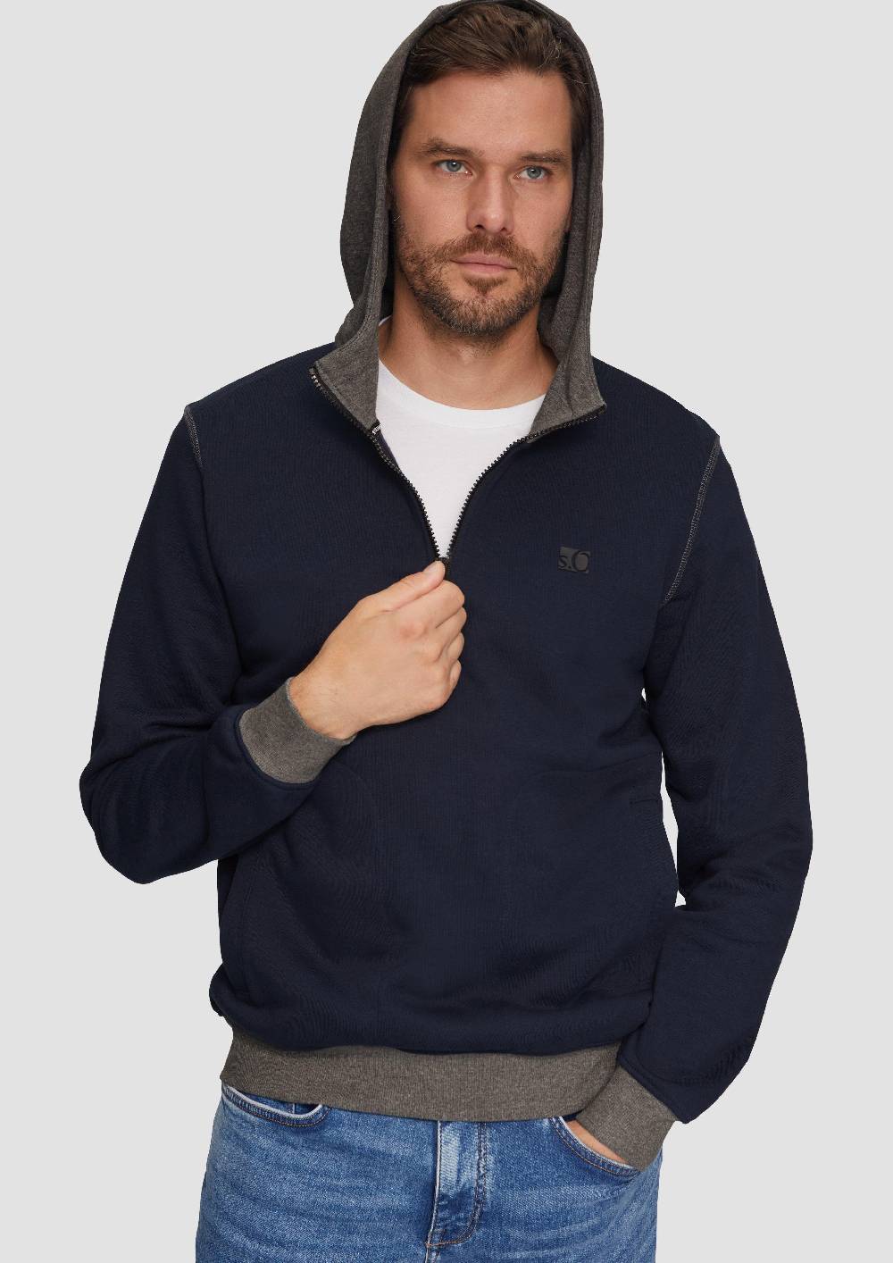 S.Oliver Hoodie mit Stehkragen und Reißverschluss Exklusive Angebote