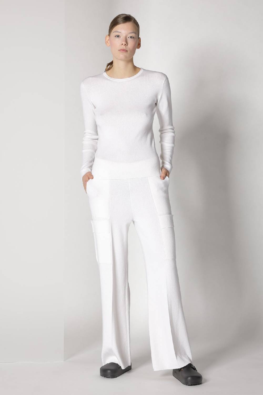 Sminfinity fitted crewneck + cargo bellbottom pants Nur für heute