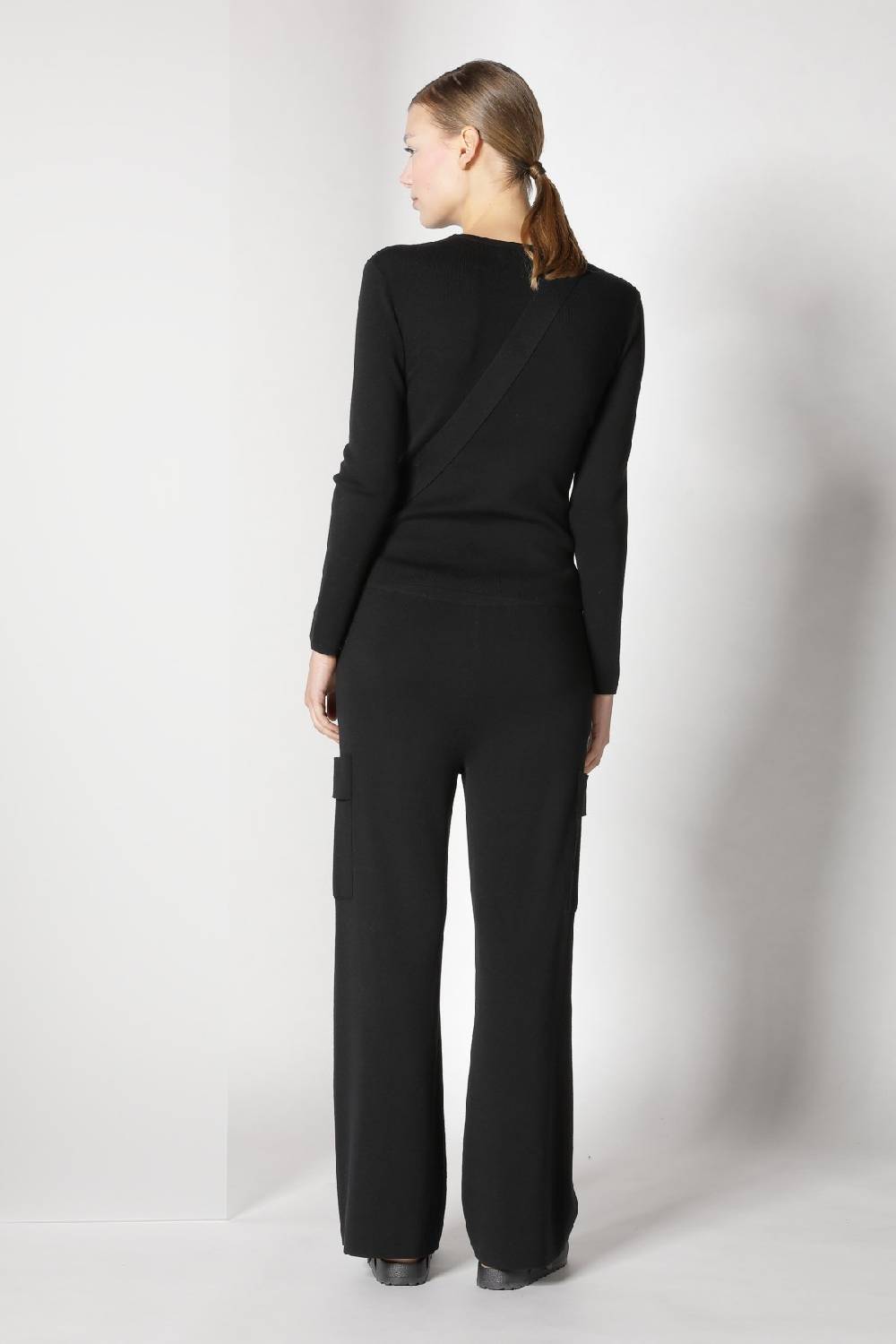 Sminfinity fitted crewneck + cargo bellbottom pants Fabrikladen