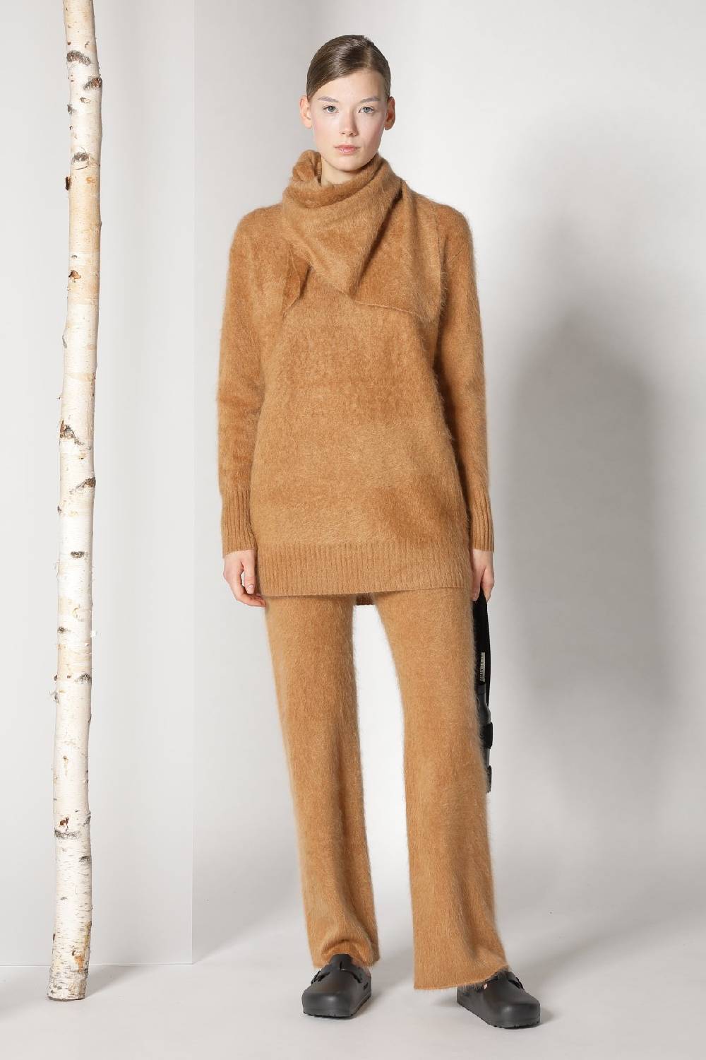 Sminfinity furry small triangle + furry boyfriend jumper + furry pants im Angebot