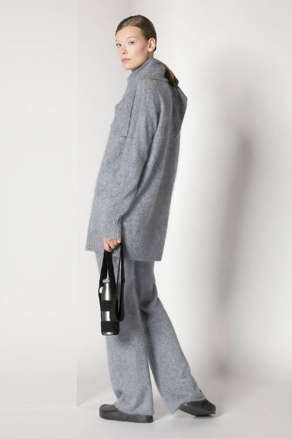 Sminfinity furry boyfriend jumper + furry pants Rabatt