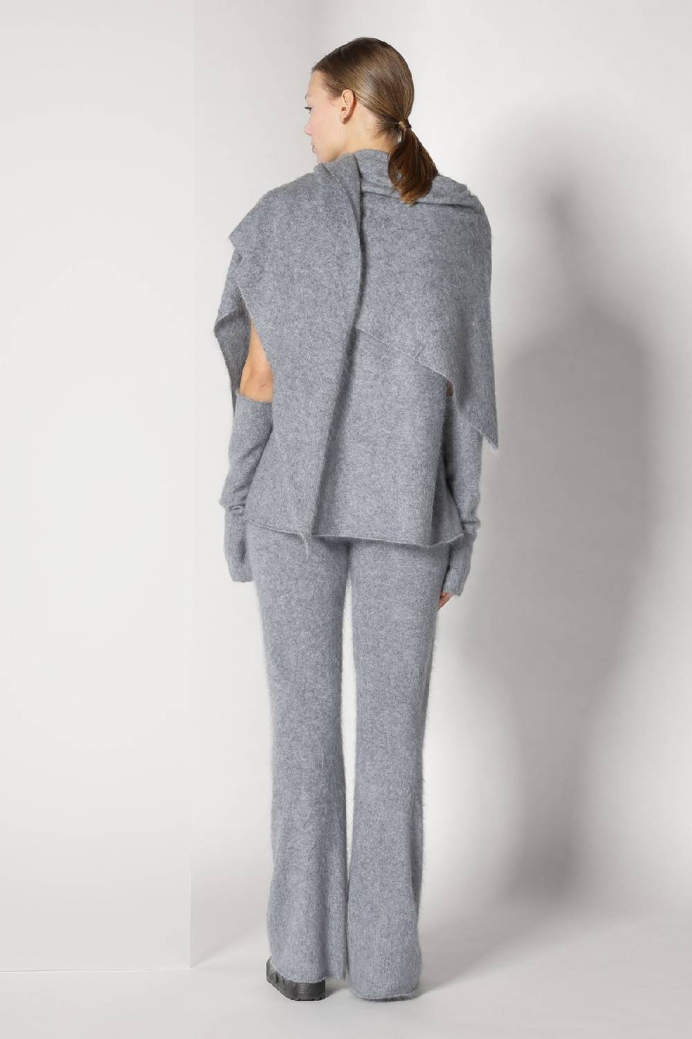 Sminfinity furry triangle scarf + furry A top + furry pants Versandkostenfrei