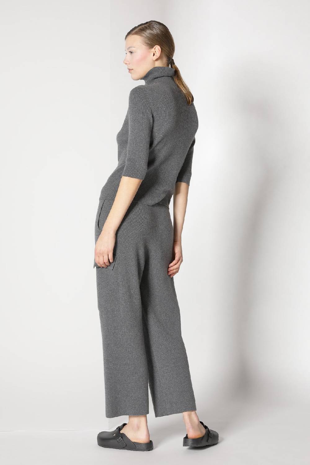 Sminfinity chilly fitted turtleneck + chilly cargo pants Outlet