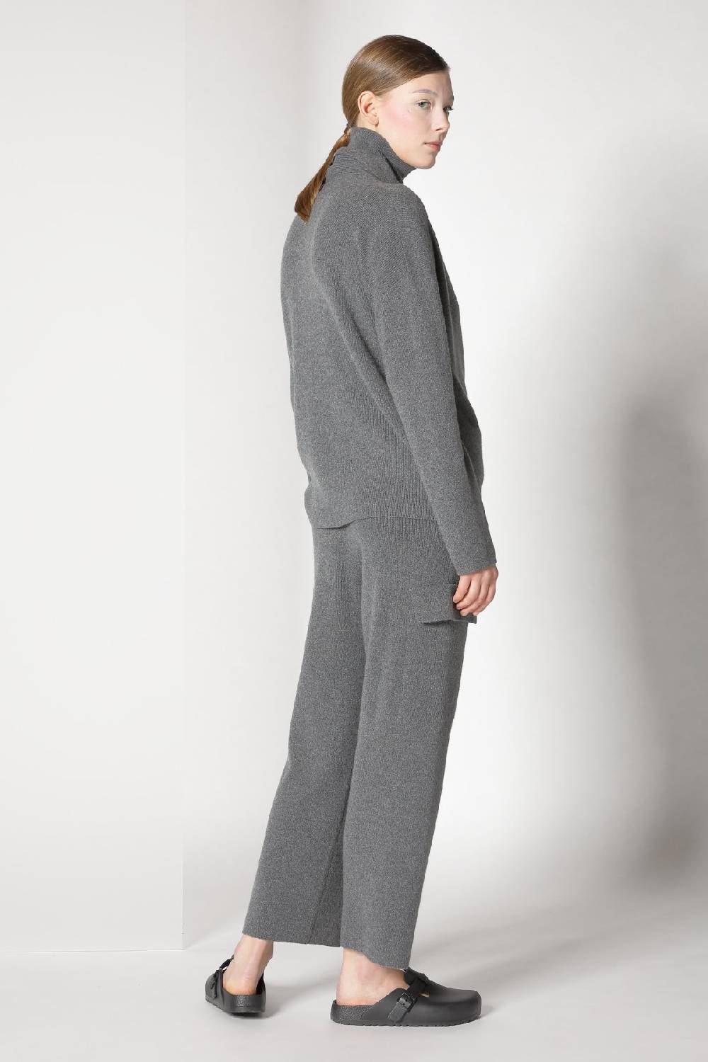 Sminfinity chilly loose jacket + chilly fitted turtleneck + chilly cargo pants Verkauf