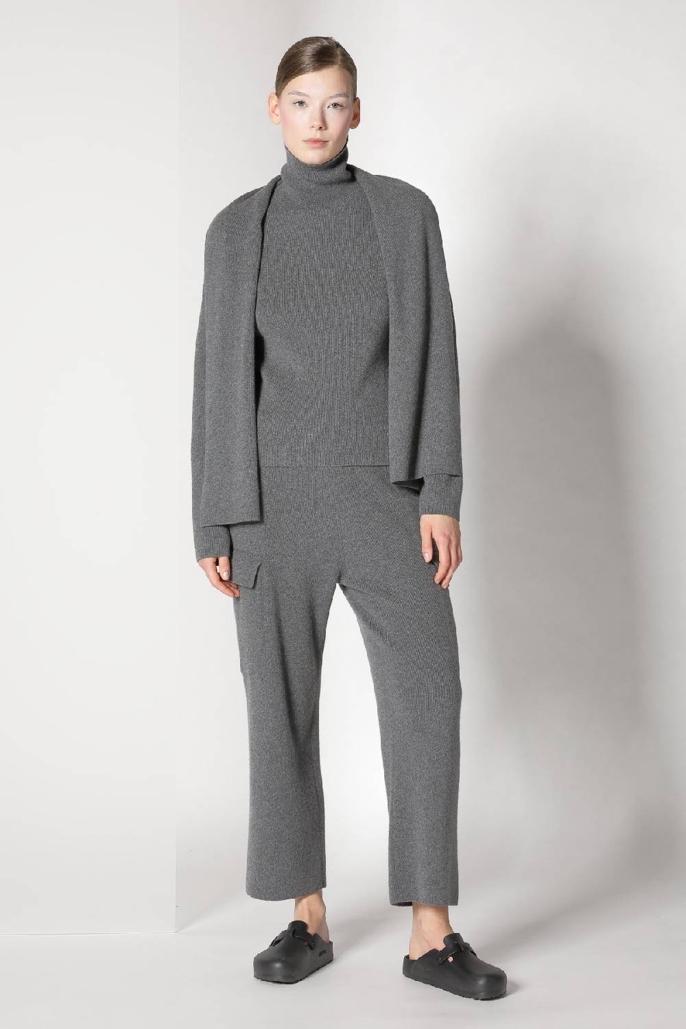 Sminfinity chilly loose jacket + chilly fitted turtleneck + chilly cargo pants Verkauf