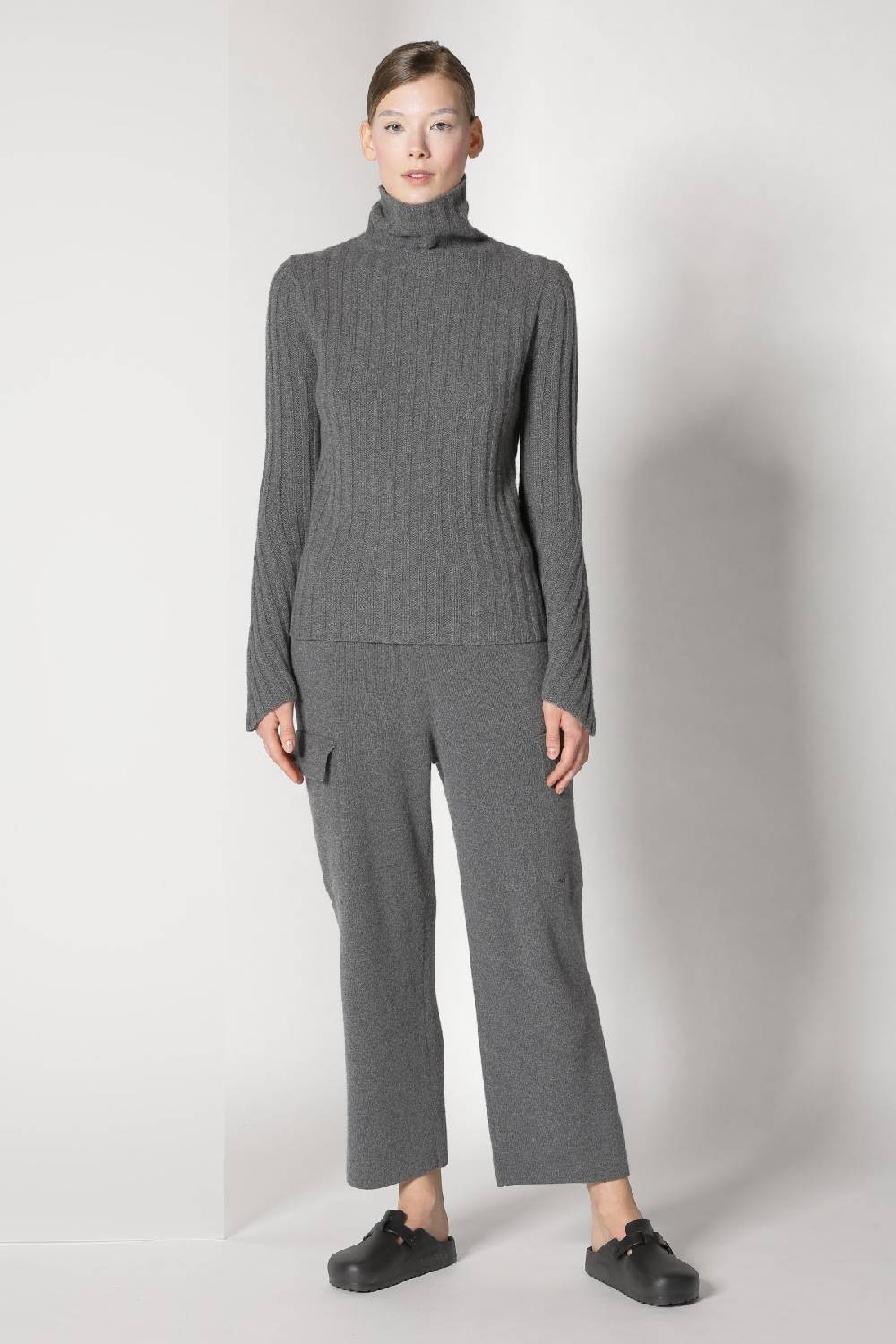 Sminfinity chilly ribbed turtleneck + chilly cargo pants Hotsell