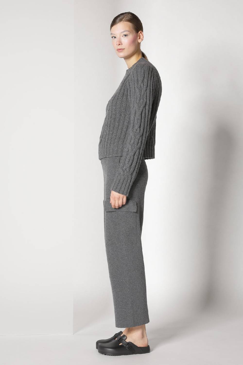 Sminfinity doubleface bomber jacket + chilly cable jumper + chilly cargo pants im Angebot