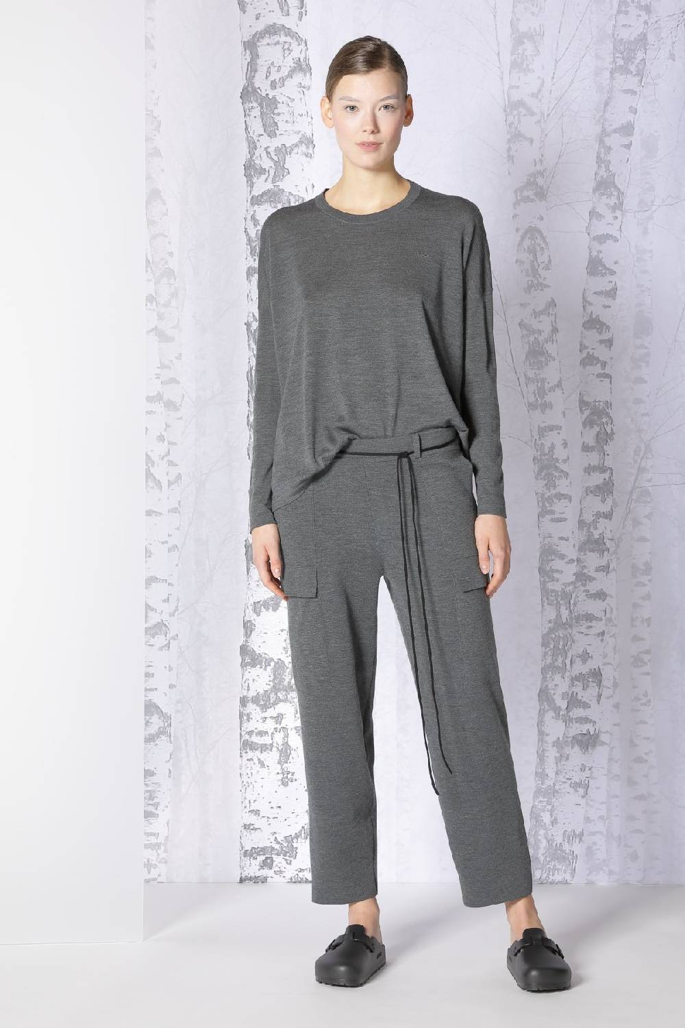 Sminfinity extrafine oversized crew + milano cropped cargo pants Meist gekauft