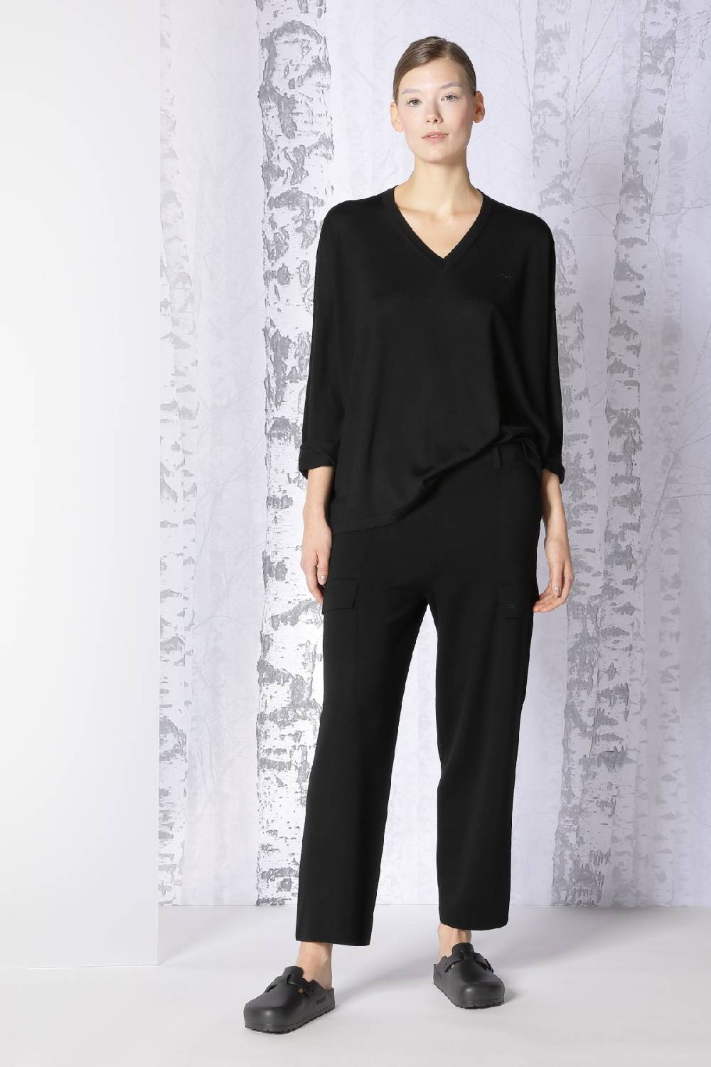 Sminfinity extrafine oversized V + milano cropped cargo pants Rabatt