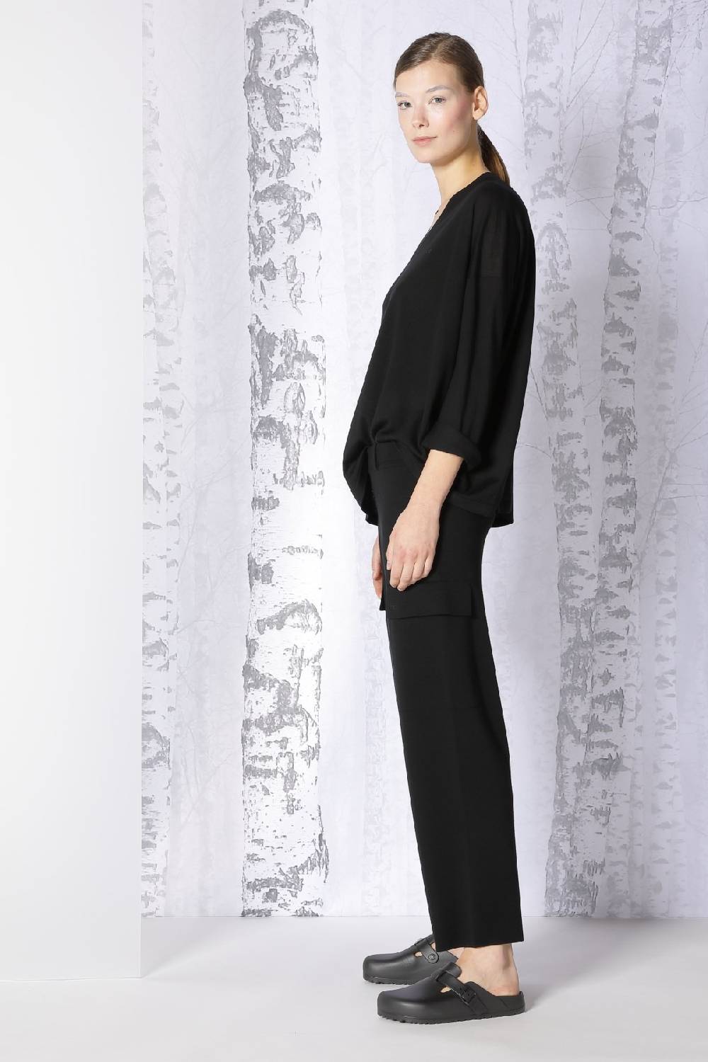 Sminfinity extrafine oversized V + milano cropped cargo pants Rabatt