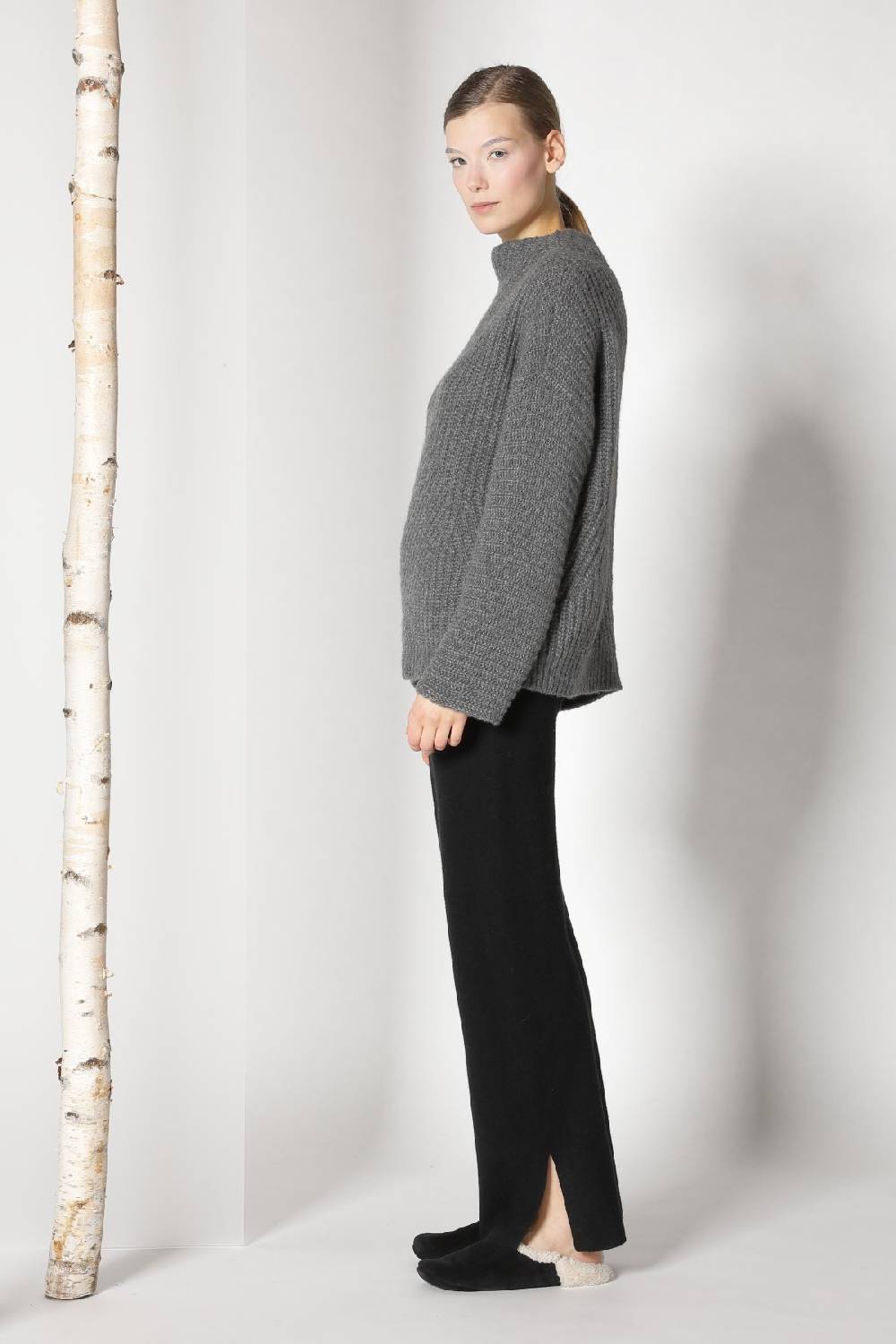 Sminfinity fluffy ribbed cone jumper + pure slitted pants Heißer Verkauf