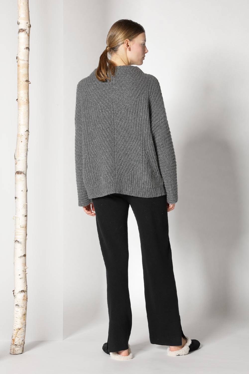 Sminfinity fluffy ribbed cone jumper + pure slitted pants Heißer Verkauf