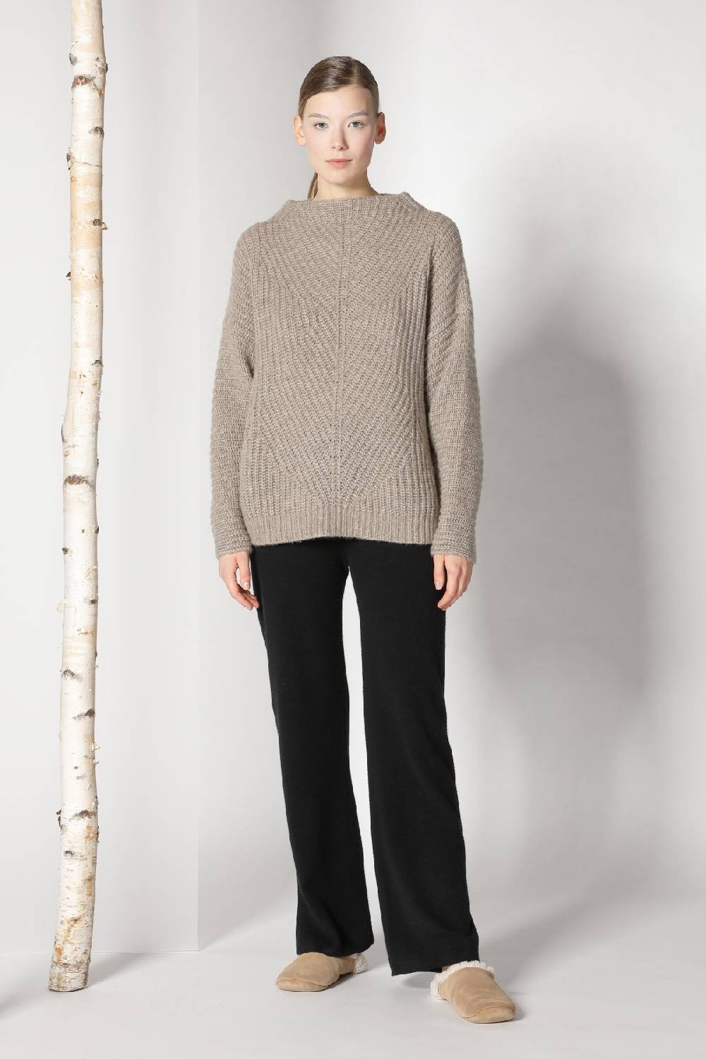 Sminfinity fluffy ribbed cone jumper + pure slitted pants Heißer Verkauf