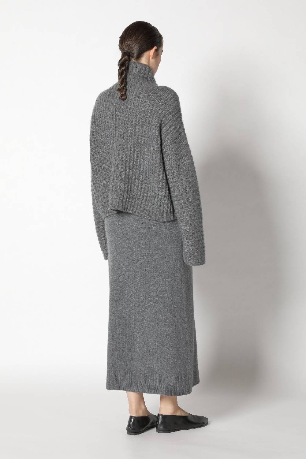 Sminfinity fluffy rib turtle + pure A skirt Super Rabatt