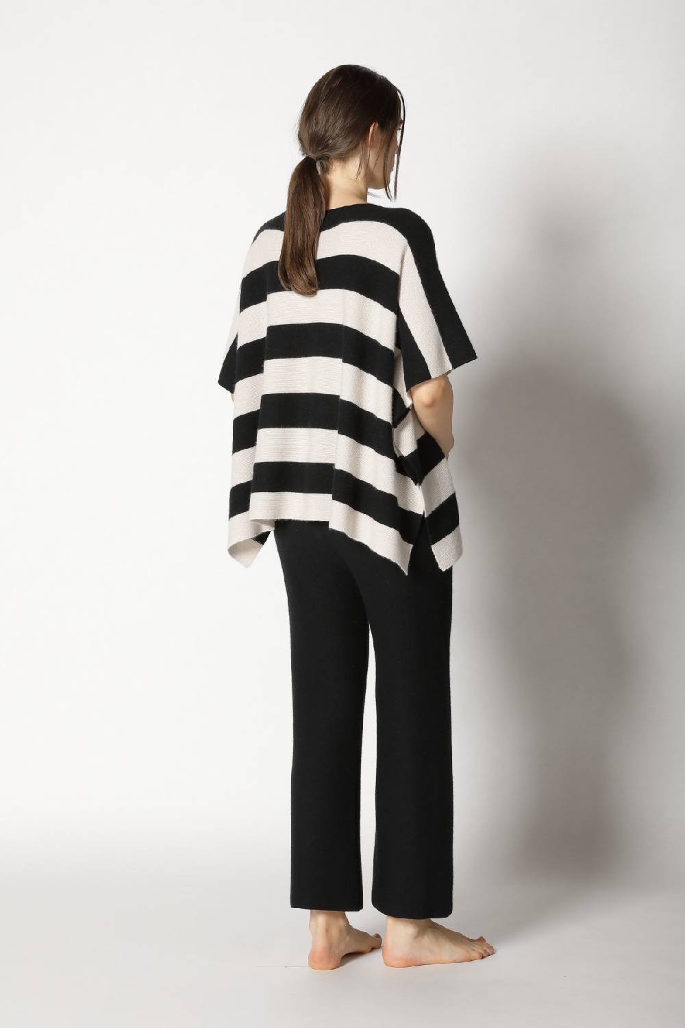 Sminfinity garter stripe cape top + garter cropped pants Räumungsverkauf